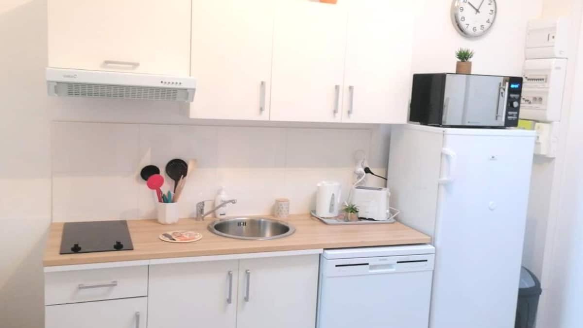 Apartmán Agreable F2 Proche Gare Le Mans Pokoj fotografie